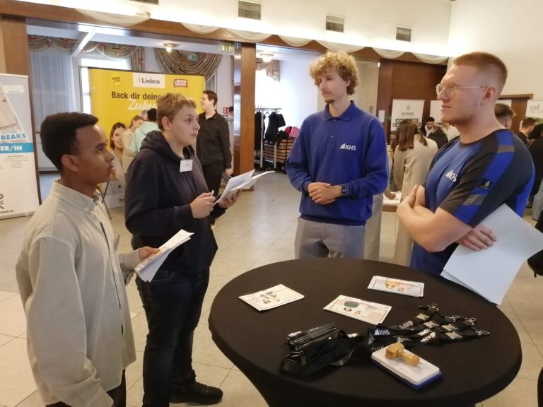 fef8b4dc-c690-474a-ac1a-54039a878136